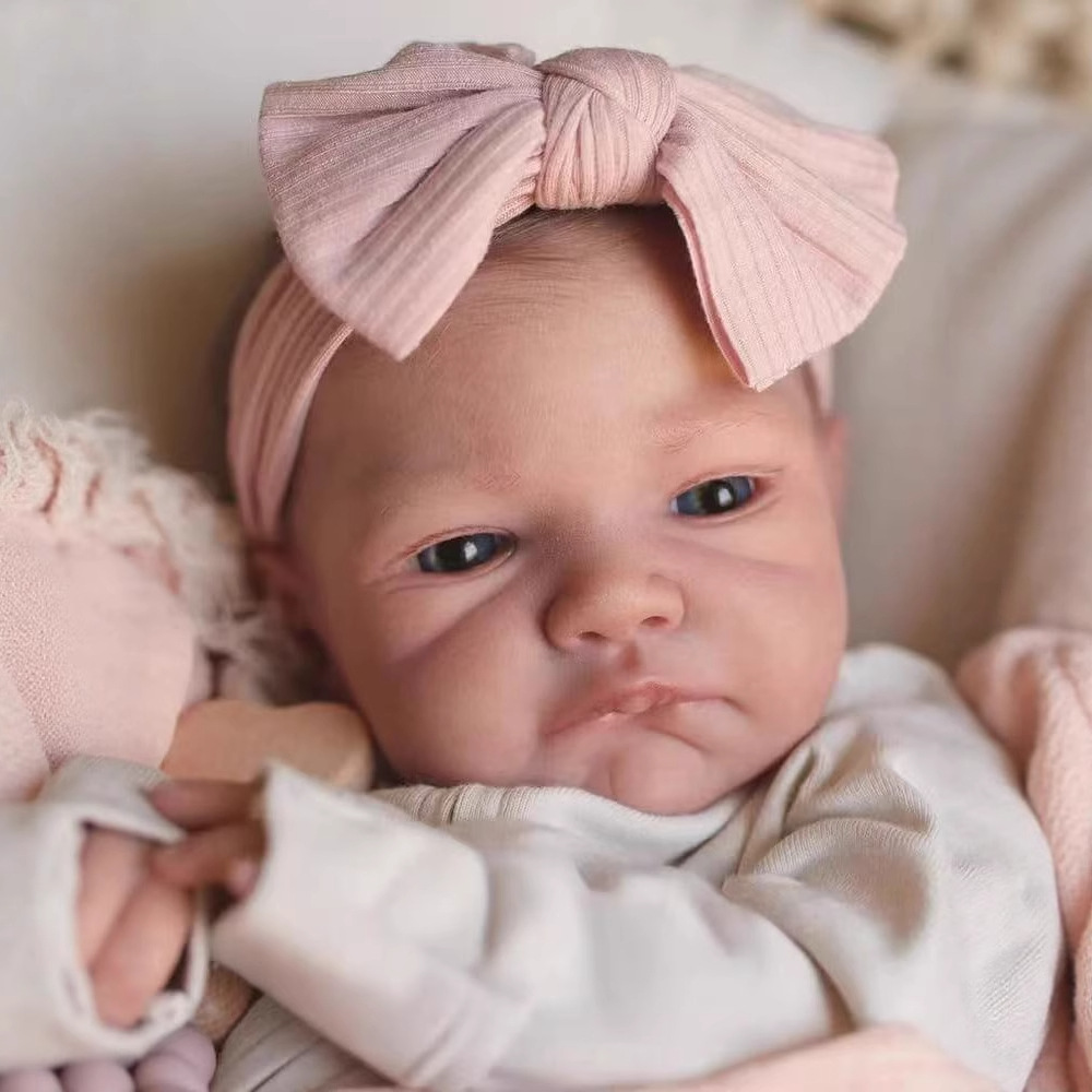 48CM Reborn Silicone Dolls Aug - огляд і ціна Reborn Baby Doll Silicone Realistic